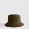 Tkana czapka typu bucket