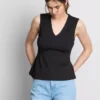 Top bez rękawów z peplum i dekoltem w serek