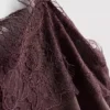 Top na ramiączkach Paula Echevarría z satynową koronką