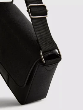 Torebka crossbody z klapką