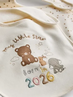 Zestaw 2 sztuk śliniaków „Born in 2026”