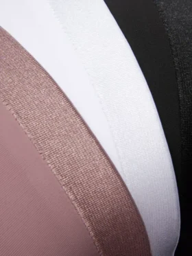 Zestaw 3 sztuk biustonoszy typu T-shirt z pełnymi miseczkami